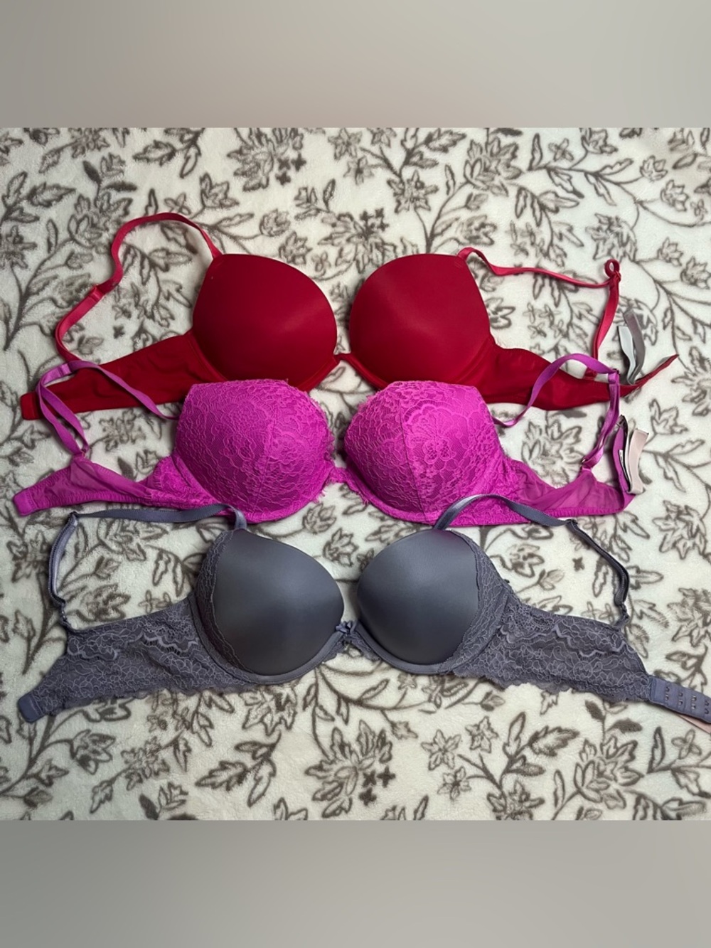 💖 Victoria’s Secret Push-Up Bras Bundle – Size 34C | Lace & Everyday Styles